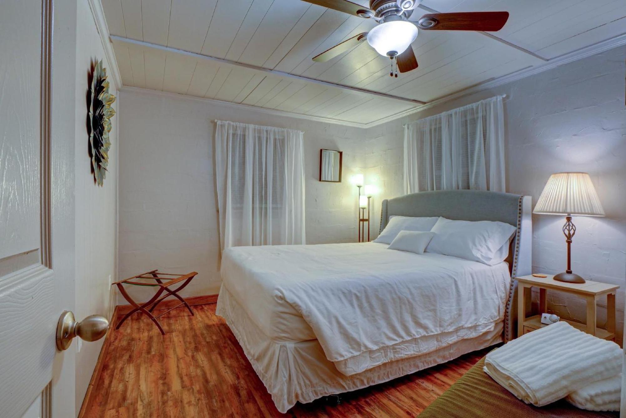 Holiday home White Laurel At