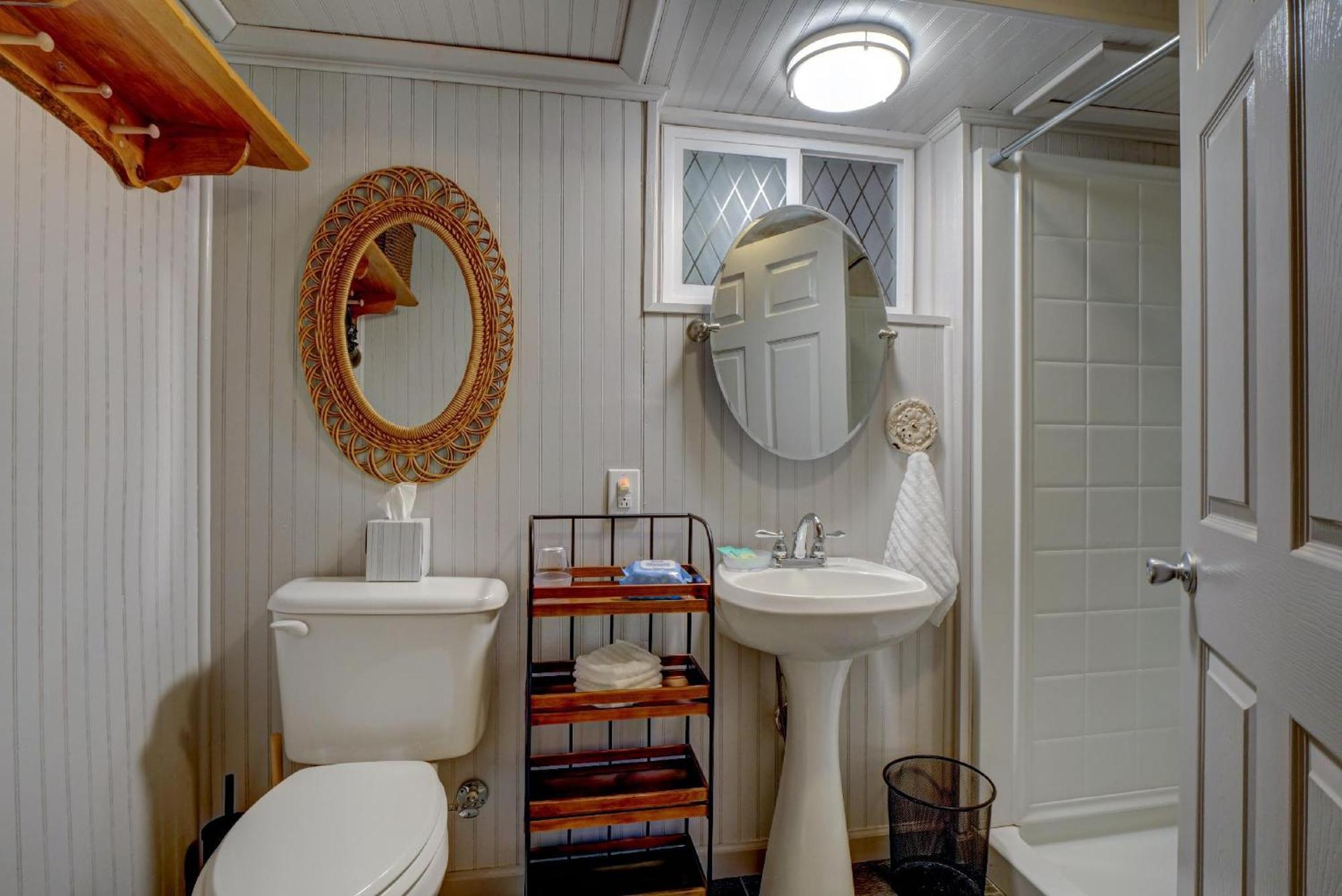 White Laurel At Holiday home *